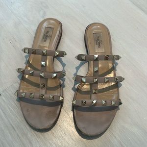 Authentic Valentino rockstud caged sandal